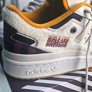 ADIDAS FORUM LOW GIRLS ARE AWESOME limited edition 2021 Womens 8 sneakers NEW